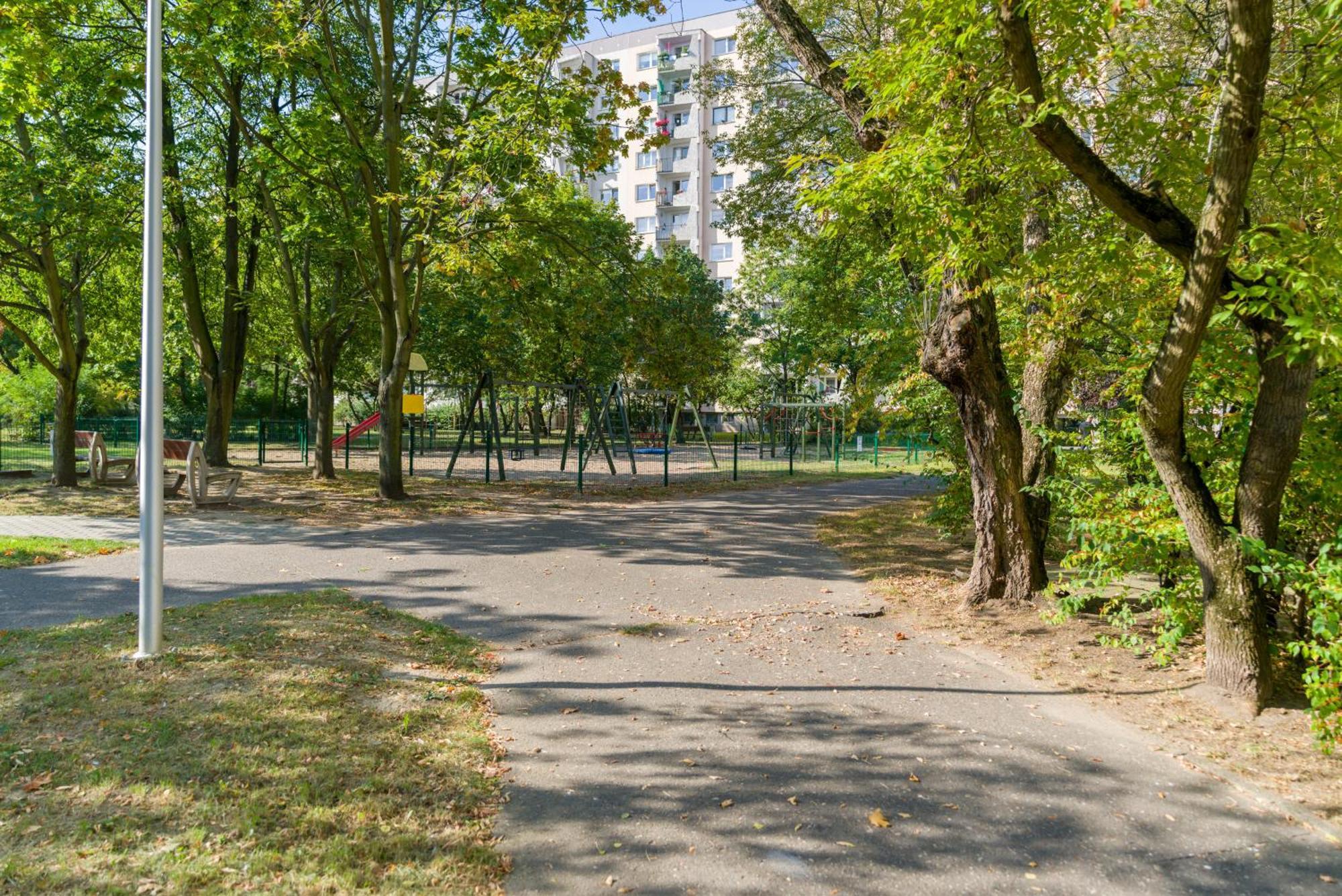 Family Apartments Osiedle Rusa By Noclegi Renters Познан Екстериор снимка